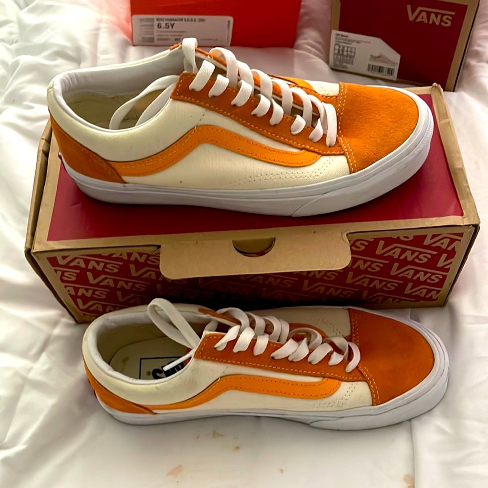 Vans Sneakers